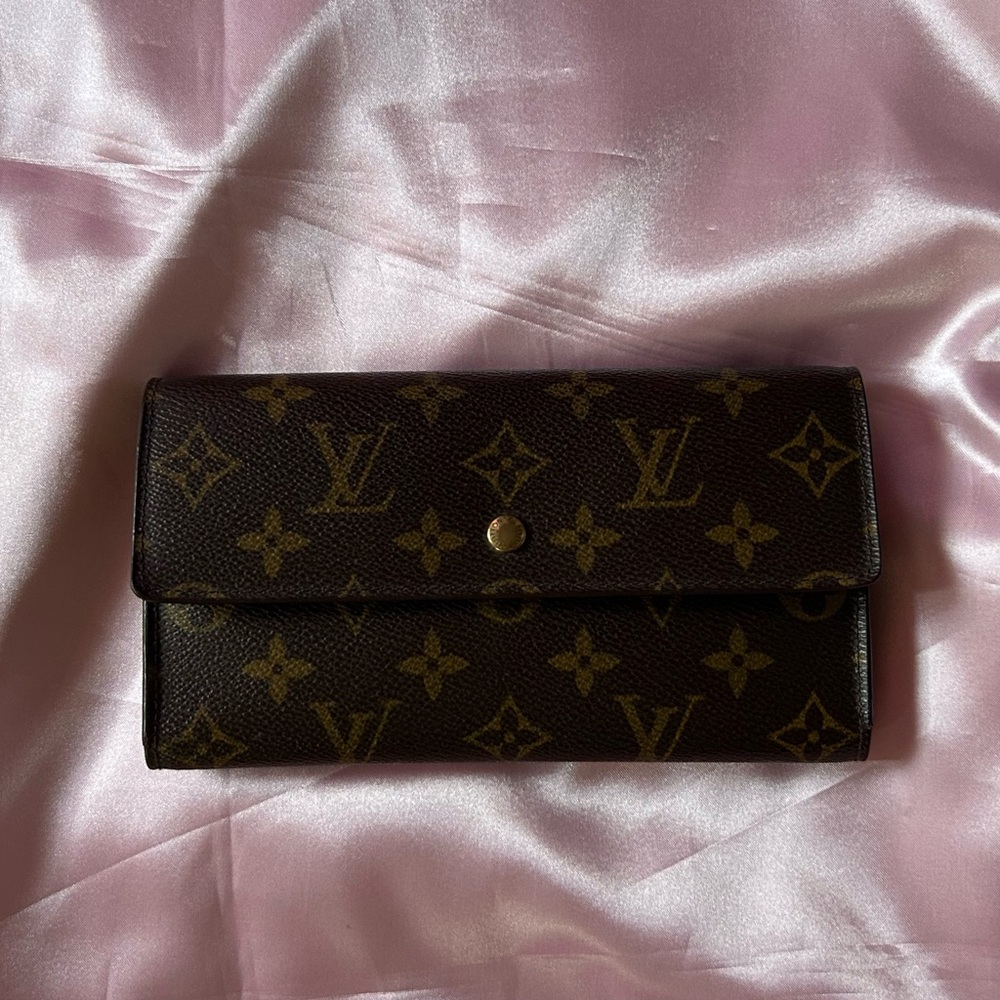 LOUIS VUITTON International Long Trifold Wallet Monogram Brown